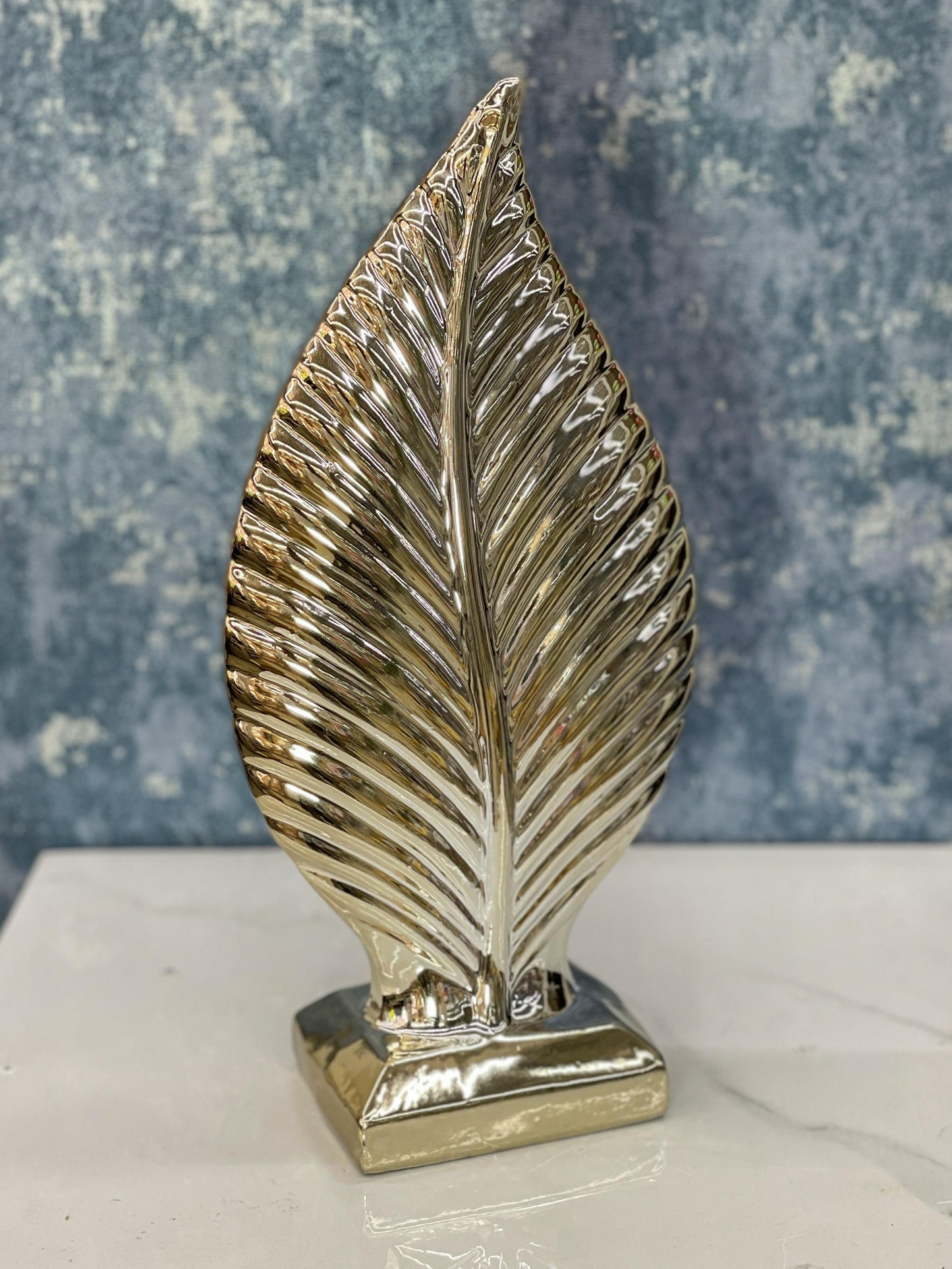 Figura decorativa hoja