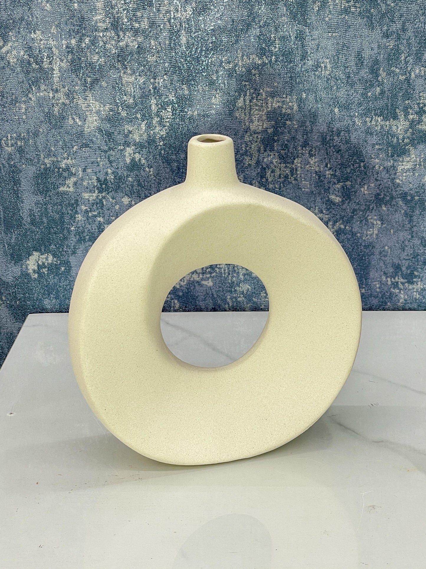 Florero en cerámica minimalista