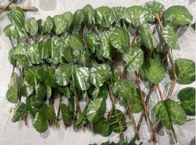 Malla con Hojas de Plantas Siteticas