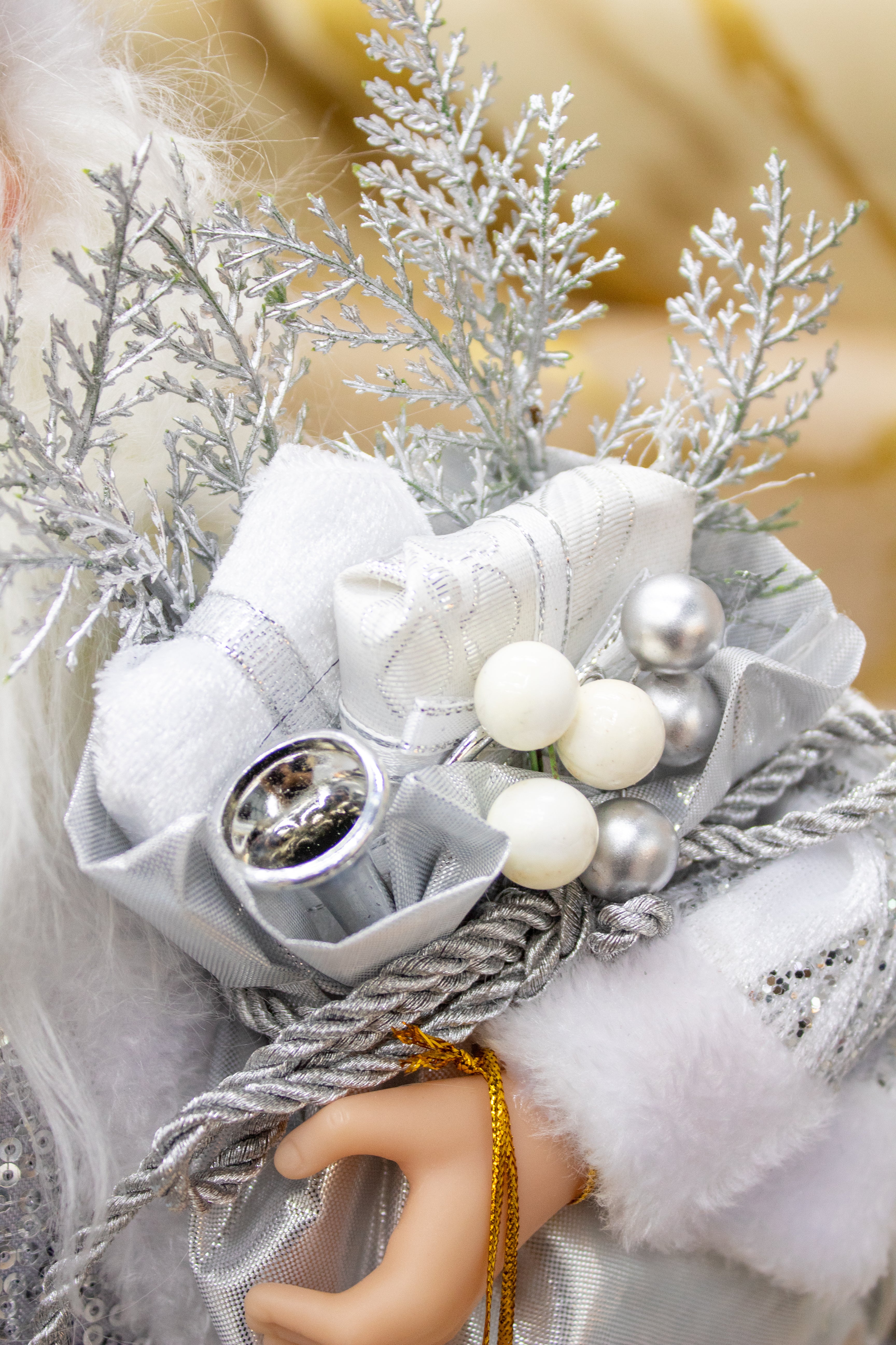 Santa Blanco Plateado