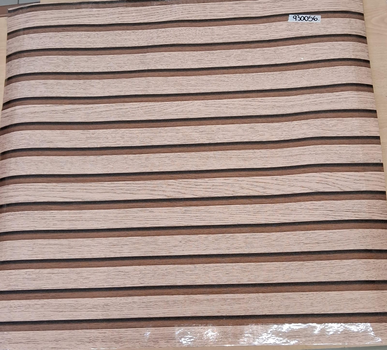 Papel de colgadura 930056